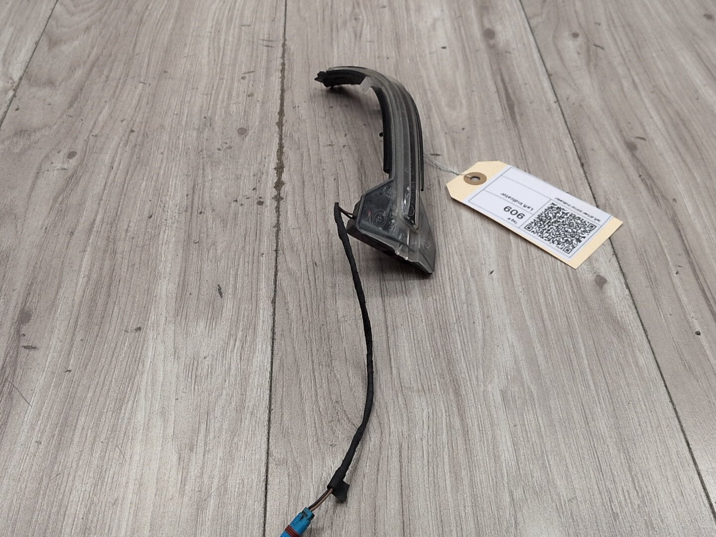 Pre-LCI OEM BMW F01 F02 F06 F12 Left Driver Side Mirror Turn Signal Light Indicator