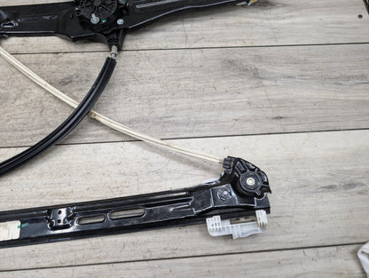 2011 - 2017 BMW X3 F25 Front Left Driver Door Window Glass Regulator w/ Motor 7205851 N20B20A
