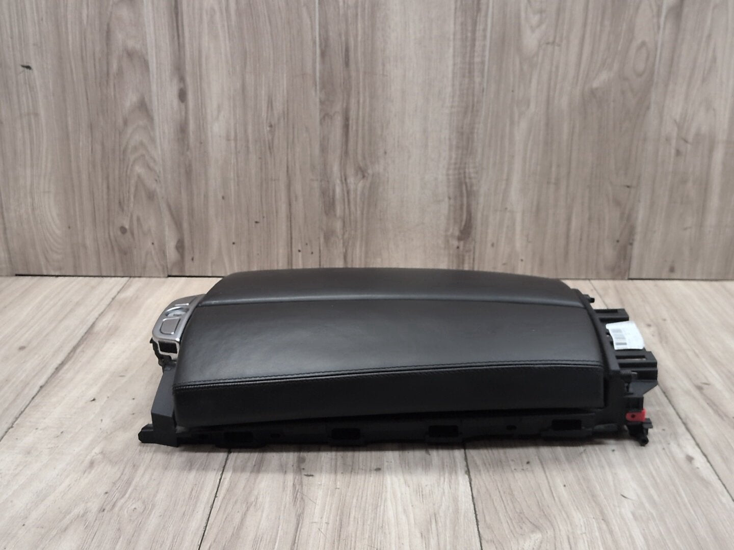 2012-2018 BMW M6 F06 Center Console Armrest Arm Rest 8055835