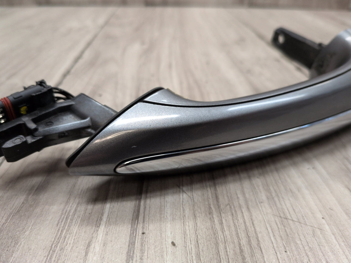 2011-2016 BMW M5 F10 Front Left Exterior Door Handle w/ Comfort Access 7305343