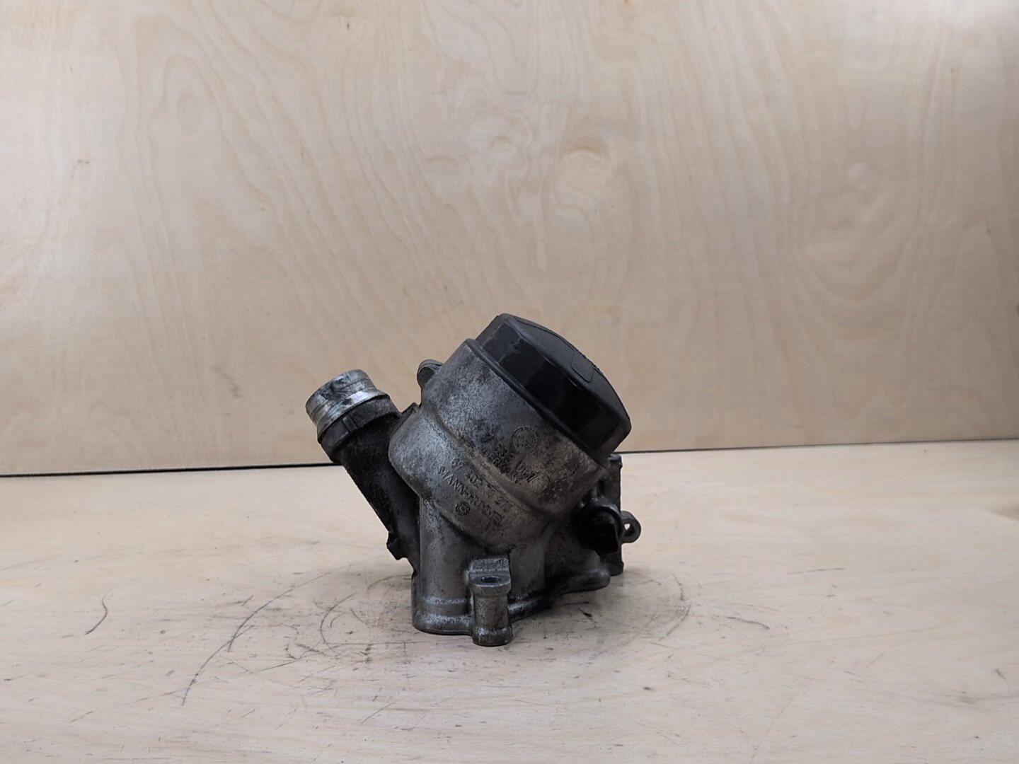OEM BMW E82 E88 E90 E92 E93 Engine N51 N52 N54 N55 Oil Filter Housing COOLER