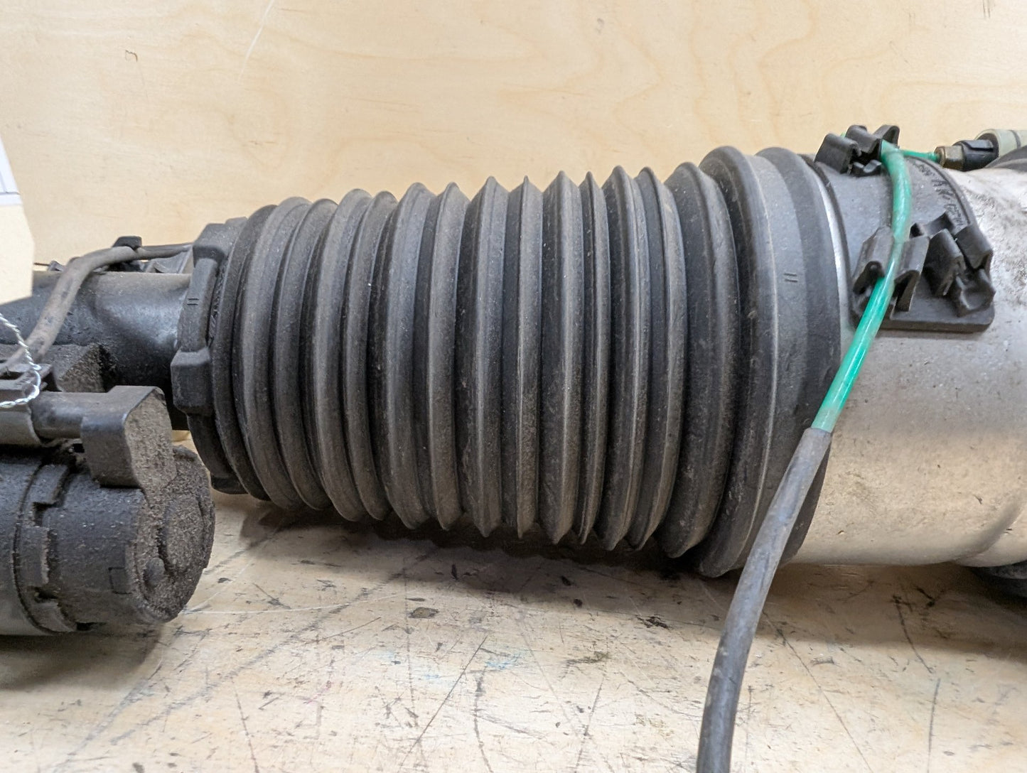 16-21 OEM BMW G12 750 AWD Front Left Driver Air Suspension Strut Shock