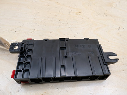 OEM BMW F22 F30 F32 F36 F80 F82 Positive Battery Distributor B+ Power Fuse Box