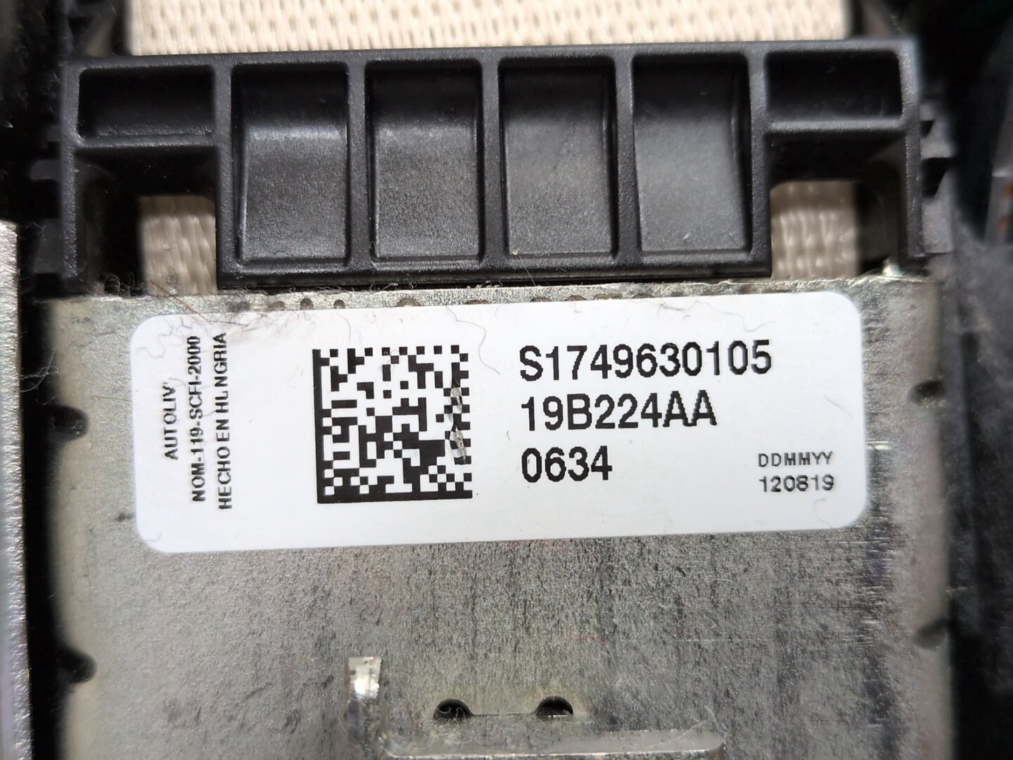 2019-2026 BMW 330i G20 Front Left Driver Seatbelt Seat Belt Retractor 7496301