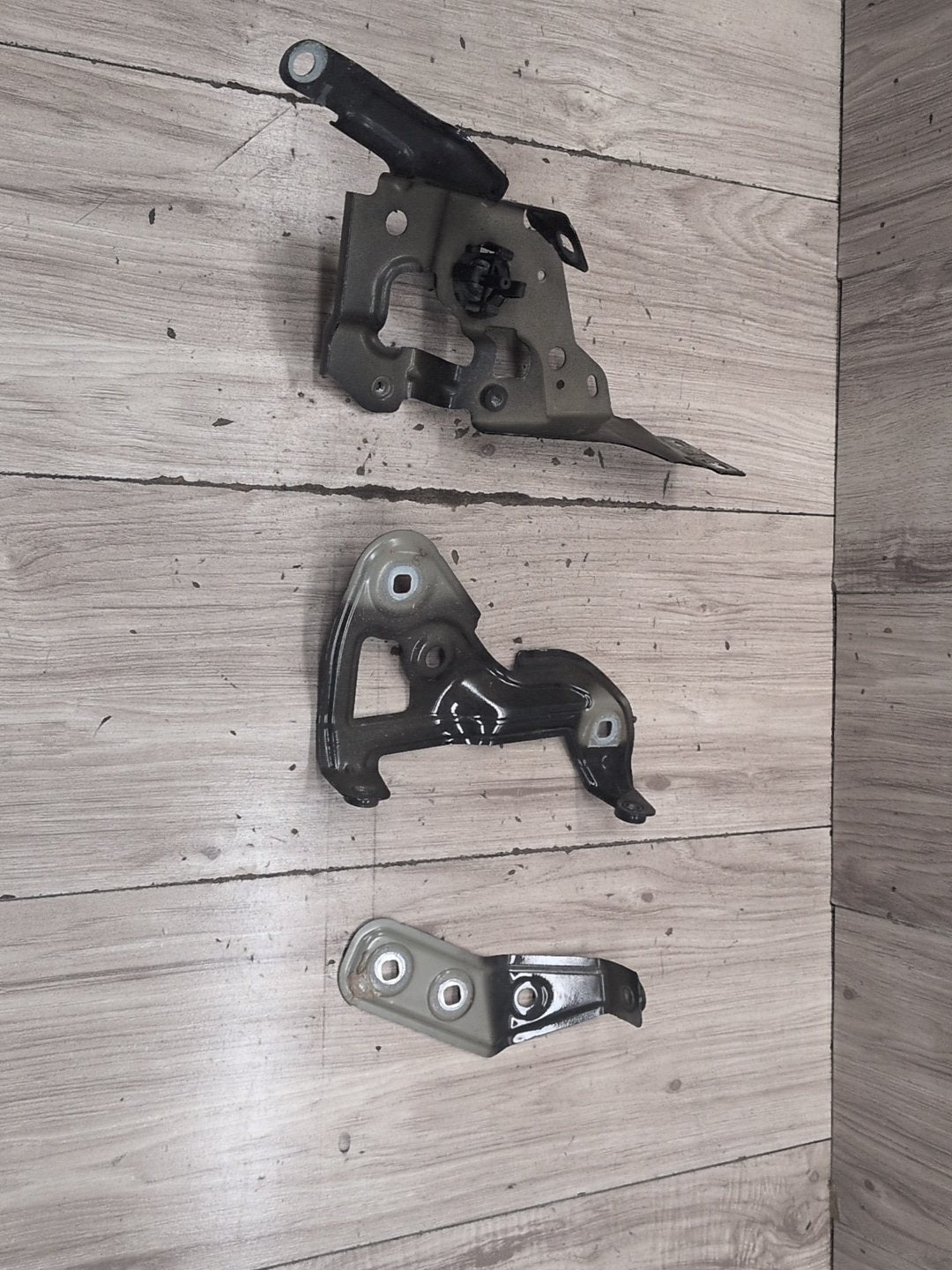 19-25 OEM BMW G20 330 M340 Front Left Driver Side Fender Holder Bracket SET