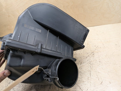 OEM BMW G05 G12 G30 540 740 Air Box Filter Cleaner Intake Resonator Muffler B58