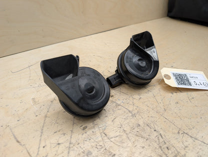 2011-2017 Audi RS5 8T Alarm Horns SET 8T0951223