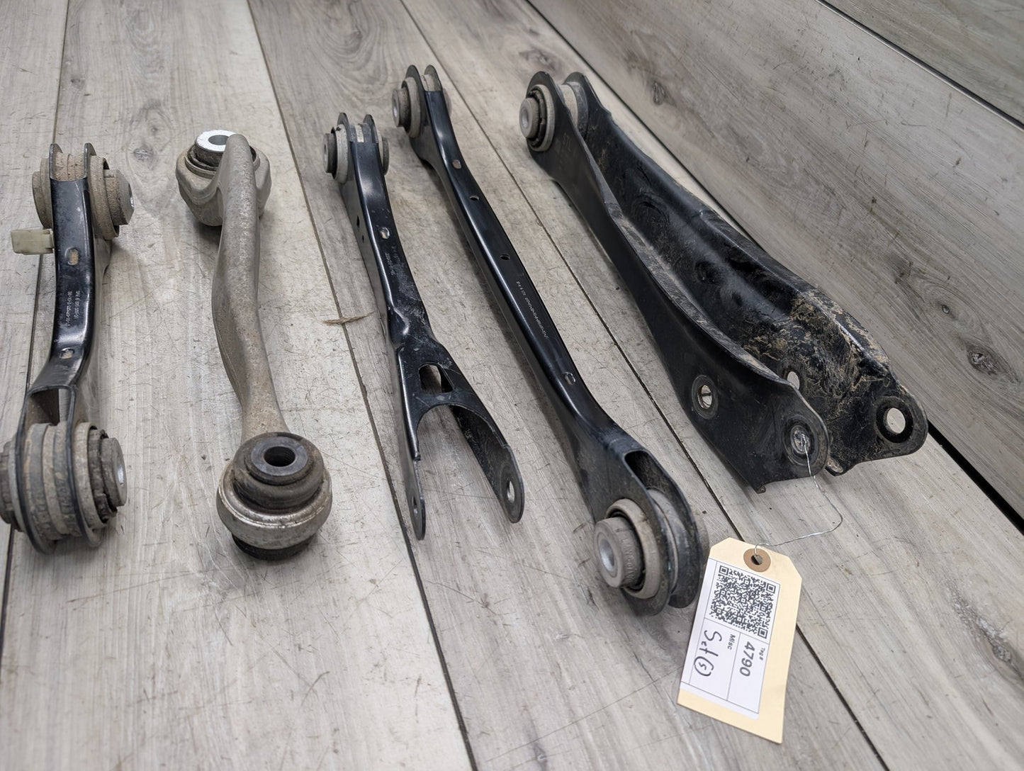 2018 - 2024 BMW X3 G01 Rear Left Driver Control Arms SET 6871011 B46B20O1