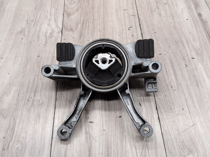 2019-2026 BMW 330i G20 Transmission Mount Bracket 6861567