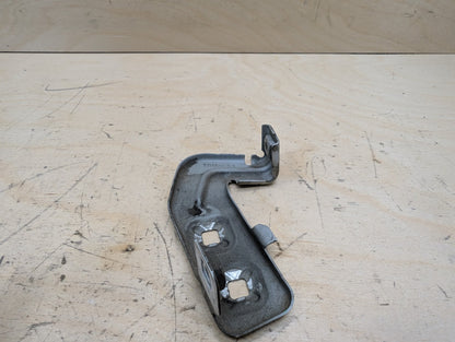 15-20 OEM BMW F80 F82 F83 M3 M4 Left Driver Fender Bracket Mount Carrier SET