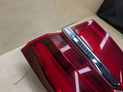 16-19 OEM BMW G11 G12 740 750 M760 B7 Rear Right Passenger Outer LED Tail Light