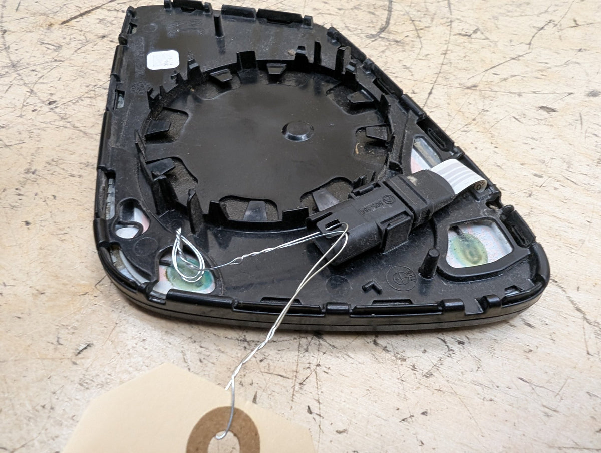 2010-2017 BMW 535i GT xDrive F07 Front Right Passenger Side Mirror Glass 7228612 OEM
