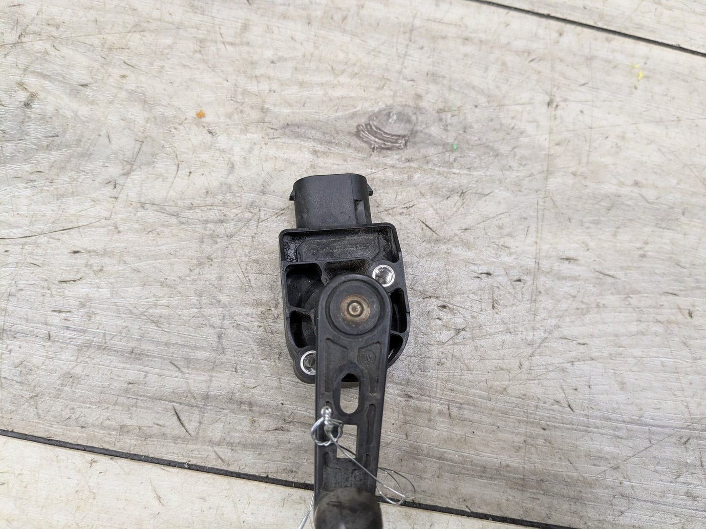 OEM BMW F30 F80 G20 G30 M3 Front Rear Left Right Suspension Height Level Sensor