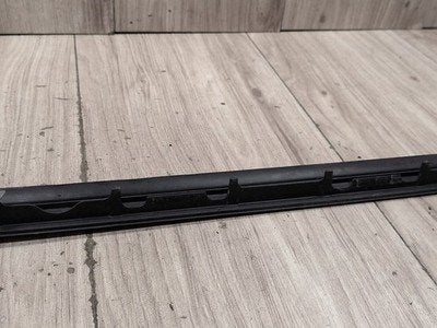 2019-2026 BMW X5 G05 Right Passenger Side Windshield Drip Molding Trim 7463528
