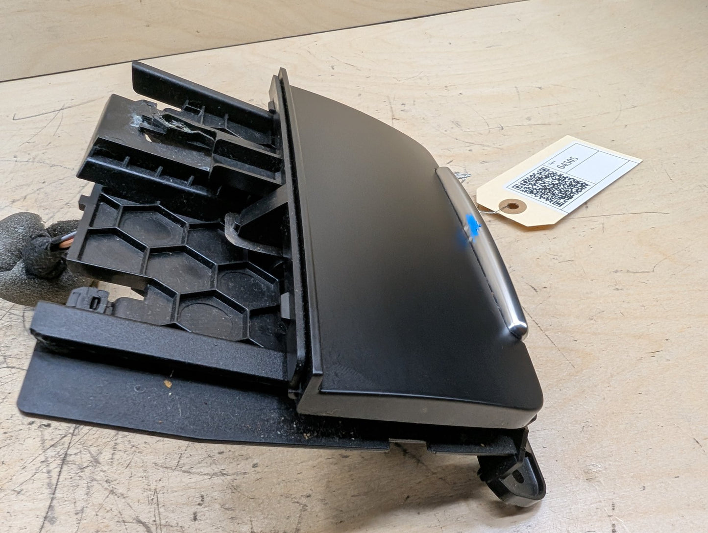 2011-2017 Audi RS5 8T - Center Console Ashtray Ash Tray PN: 8K0857965DE