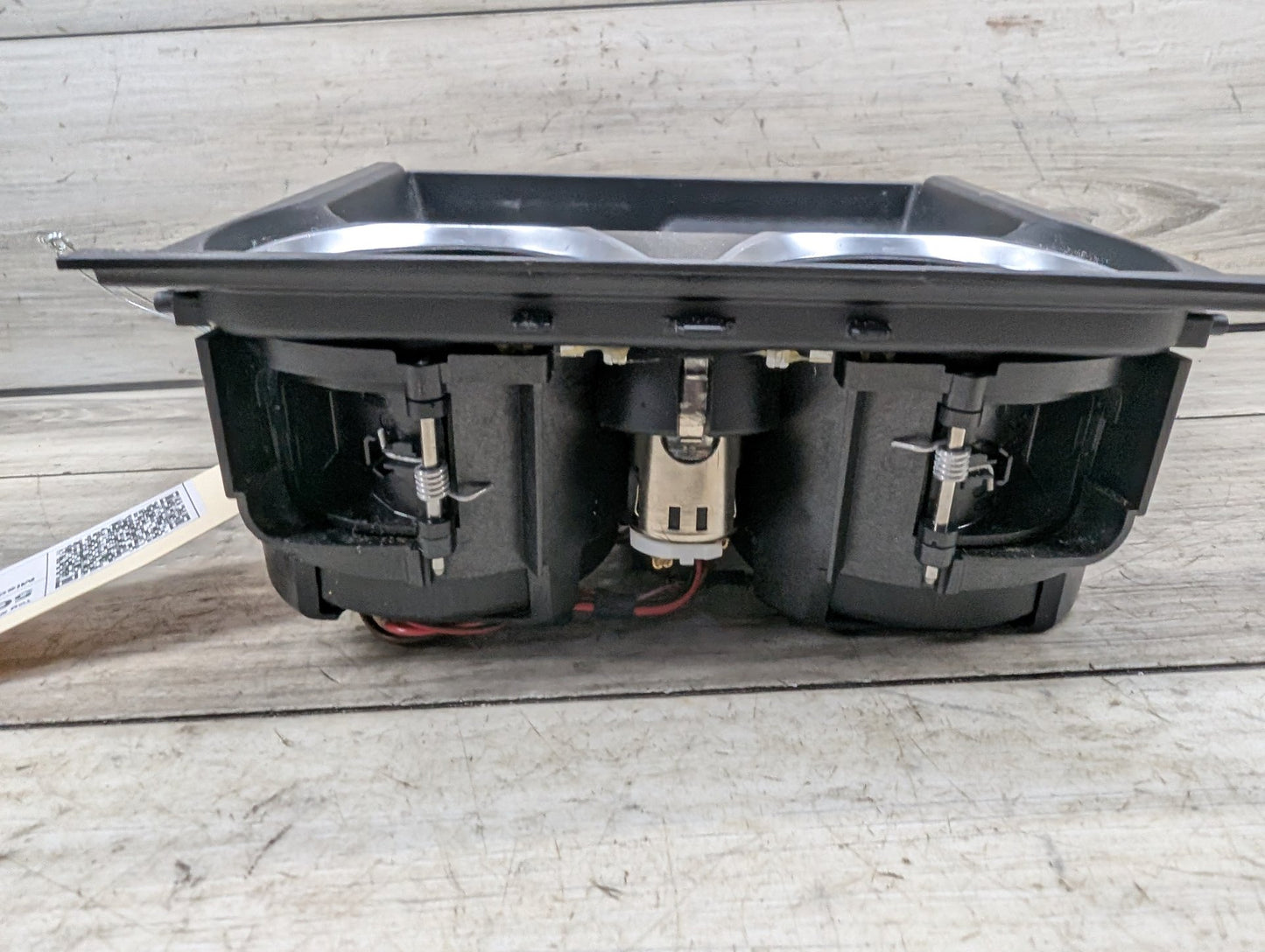 16-19 OEM BMW G11 G12 740 750 M760 Center Console Cup Holder USB Charging Port