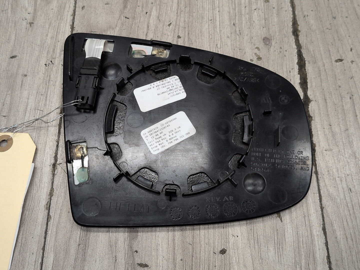 2007-2013 BMW X5 E70 Front Left Driver Side Mirror Glass 7174987