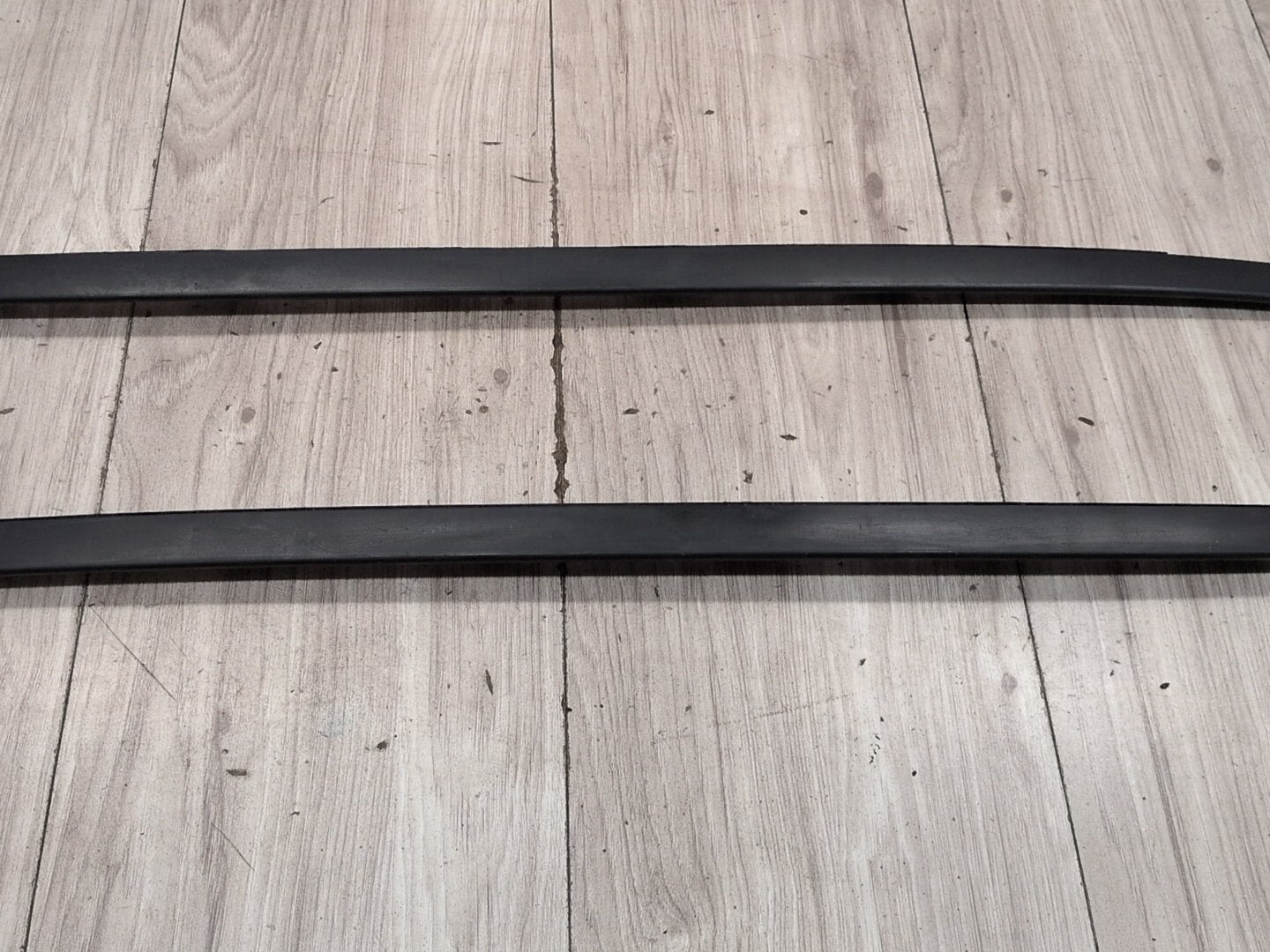 2014-2018 BMW X5 F85 Front Left Right Side Windshield Drip Trim Molding SET 7462205