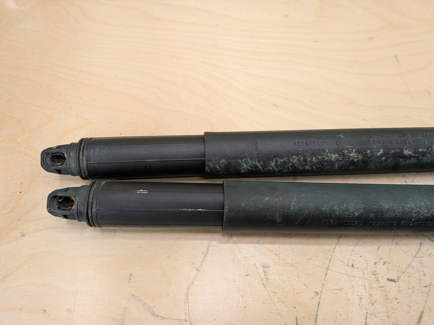 OEM BMW F16 F86 X6 Rear Left Right Trunk Liftgate Shock Hatch Strut Supports