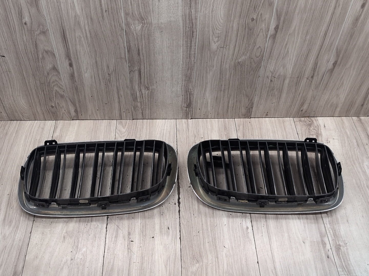 2015-2018 BMW X5 F85 Front Left Right Upper Bumper Cover Kidney Grilles SET 8056324 OEM