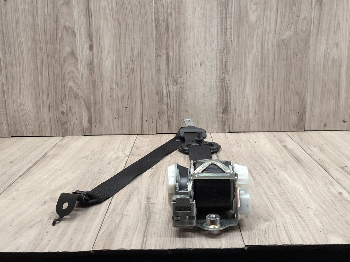 14-20 OEM BMW F22 F32 F82 M4 430 440 Front Left Driver Seatbelt Retractor Black