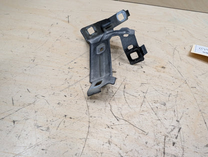 15-20 OEM BMW F80 F82 F83 M3 M4 Left Driver Fender Bracket Mount Carrier SET