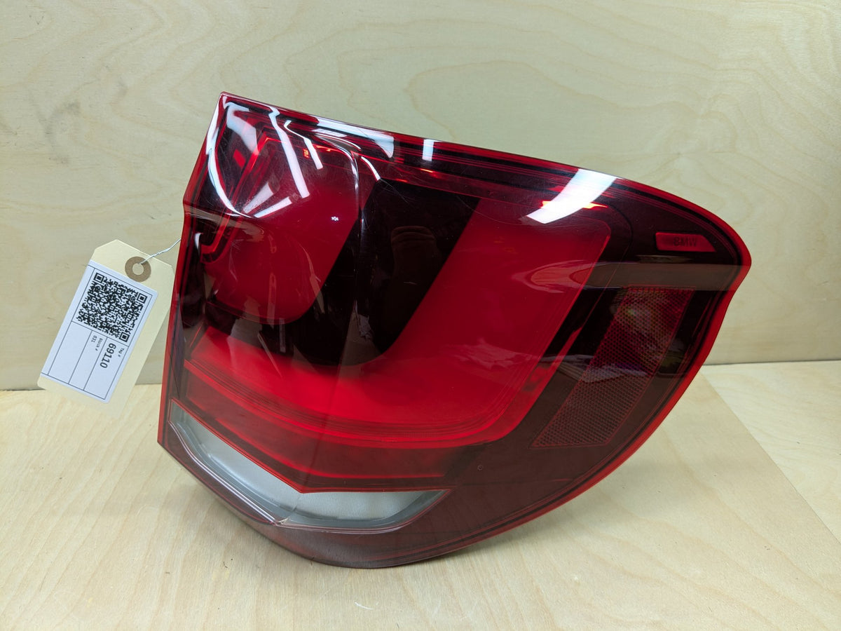 14-18 BMW OEM F15 F85 X5 X5M Rear Right Passenger Side Outer Stop Tail Light