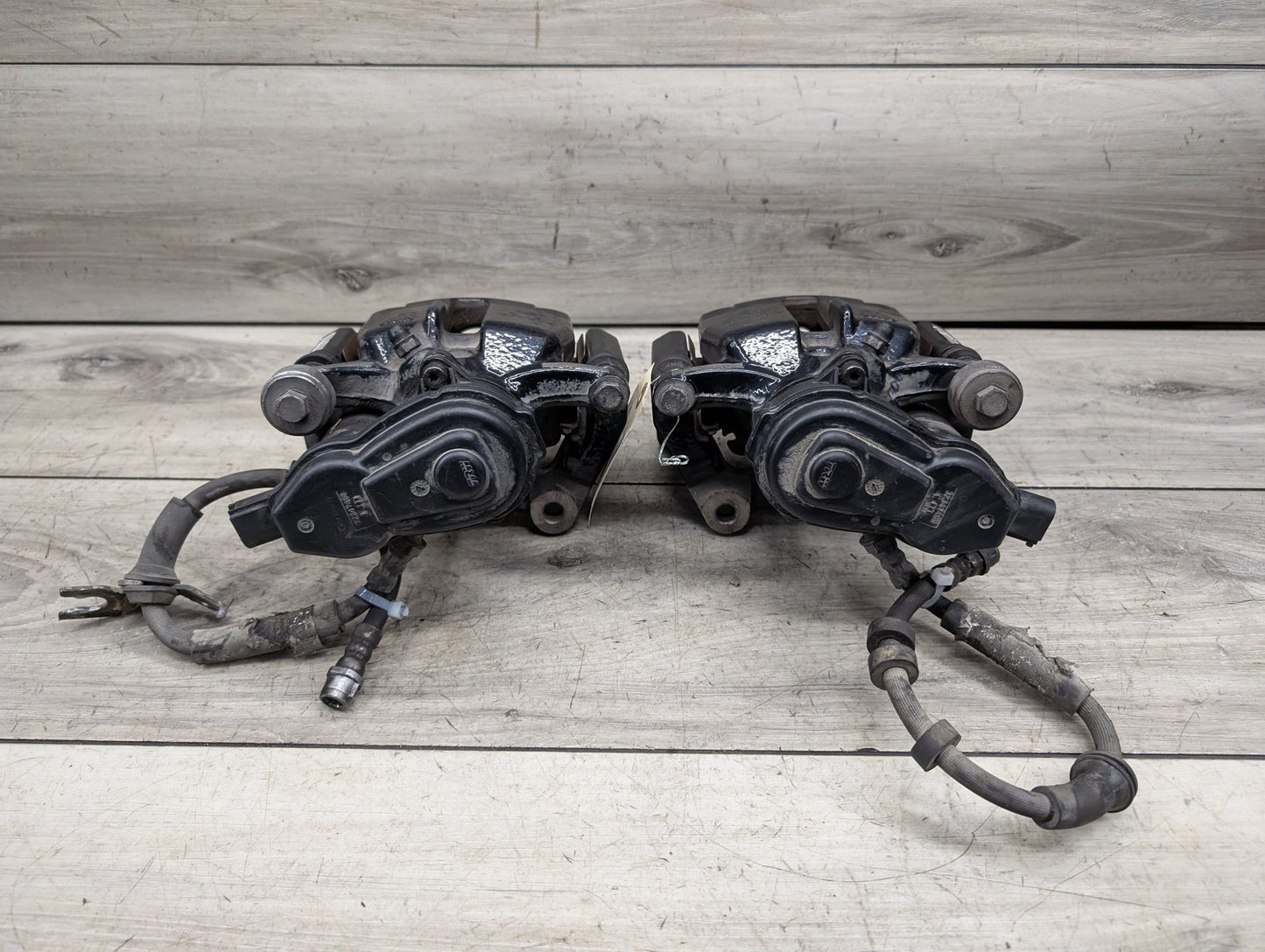 2008 - 2017 Audi S5 8T Rear Left Right Brake Caliper SET