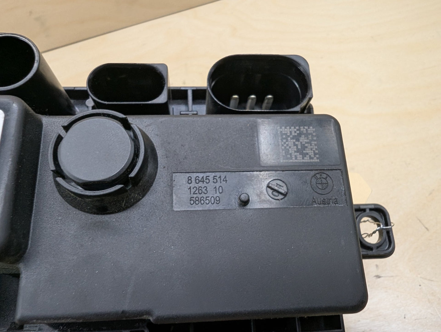 2015-2019 BMW X6 F16 Integrated Power Supply Module 8645514