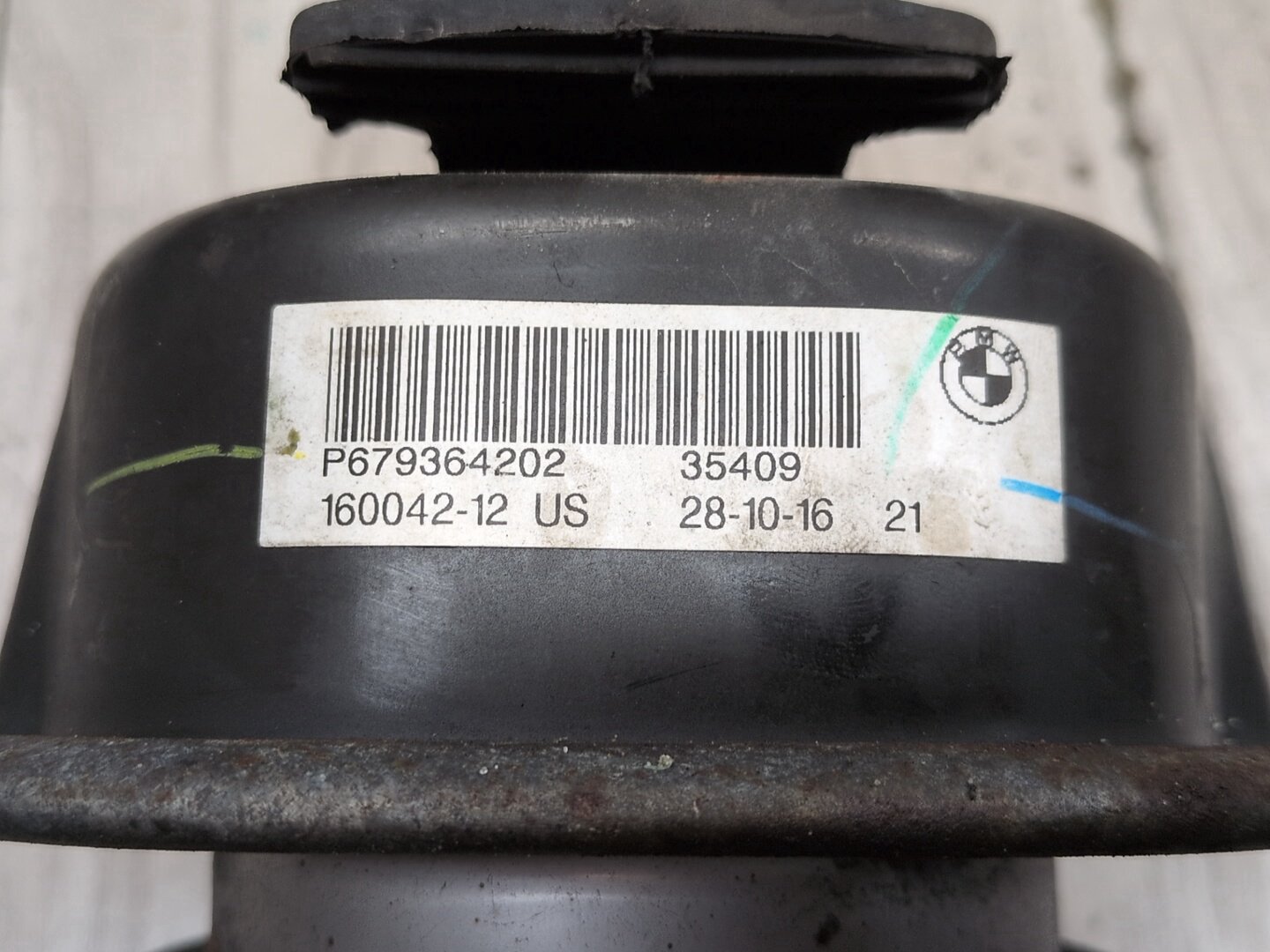 2015 - 2019 BMW X6 F86 Right Passenger Engine Bracket Support Mount 6793642 S63B44T2