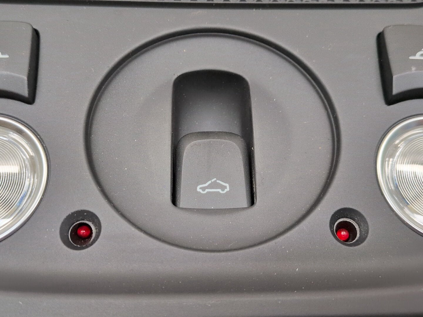 2008 - 2017 Audi S5 8T Headliner Overhead Dome Light Switch Module 8T0947135B