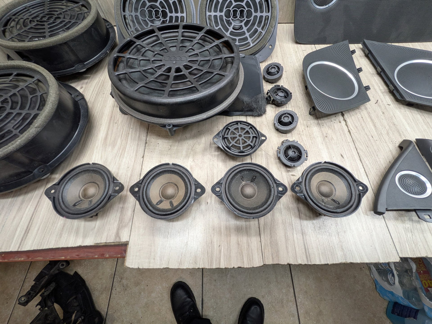 09-17 OEM AUDI A5 S5 BANG &amp; OLUFSEN Front Rear Door SUB Tweeter Speakers SET