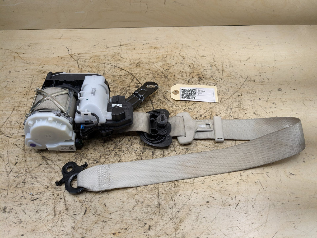 16-22 OEM BMW G11 G12 740 750 Front Right Passenger Seat Belt Retractor BEIGE