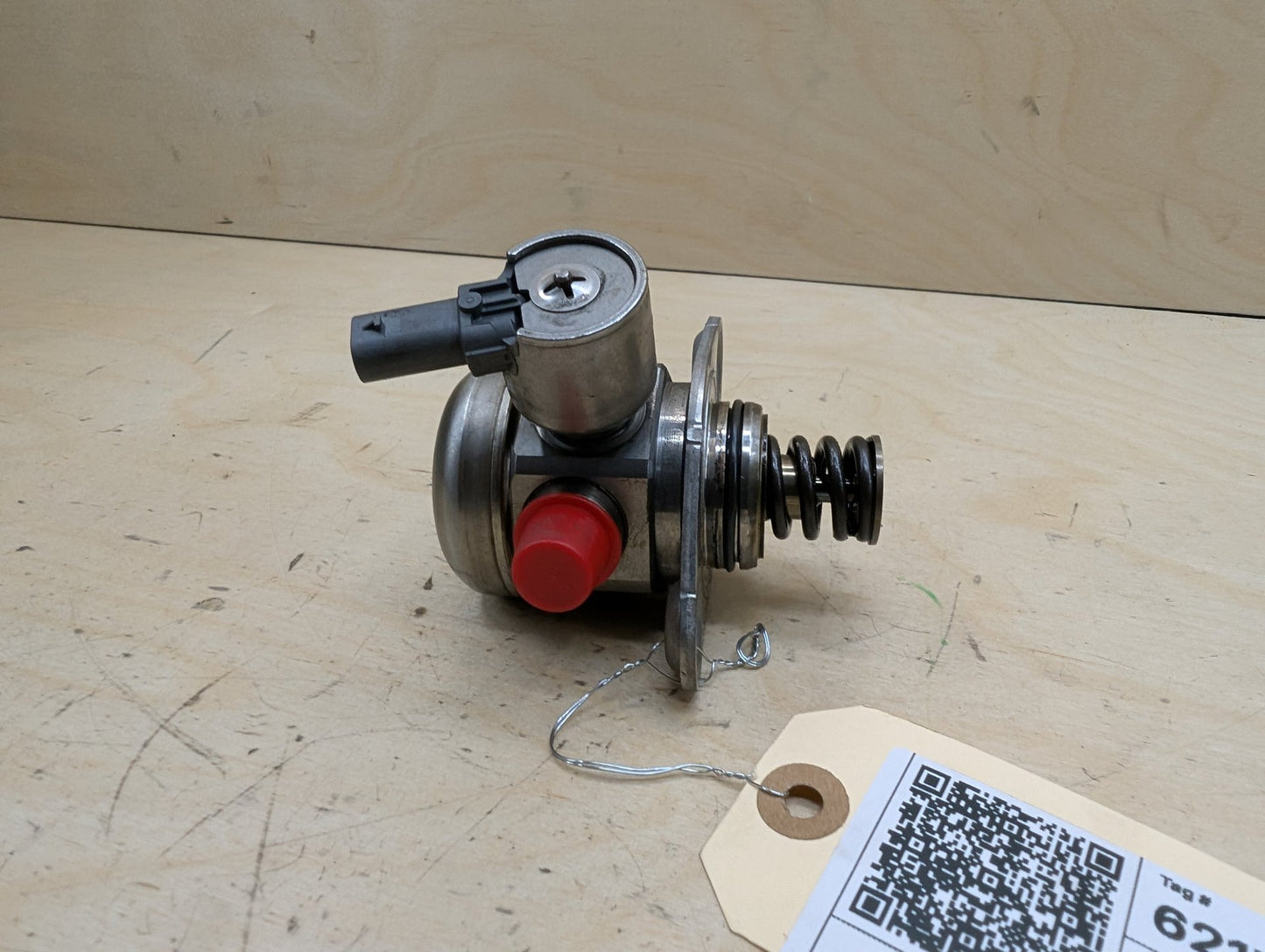 OEM BMW E88 E92 E93 F10 F15 F22 F30 F32 Engine N55 HPFP High Pressure Fuel Pump