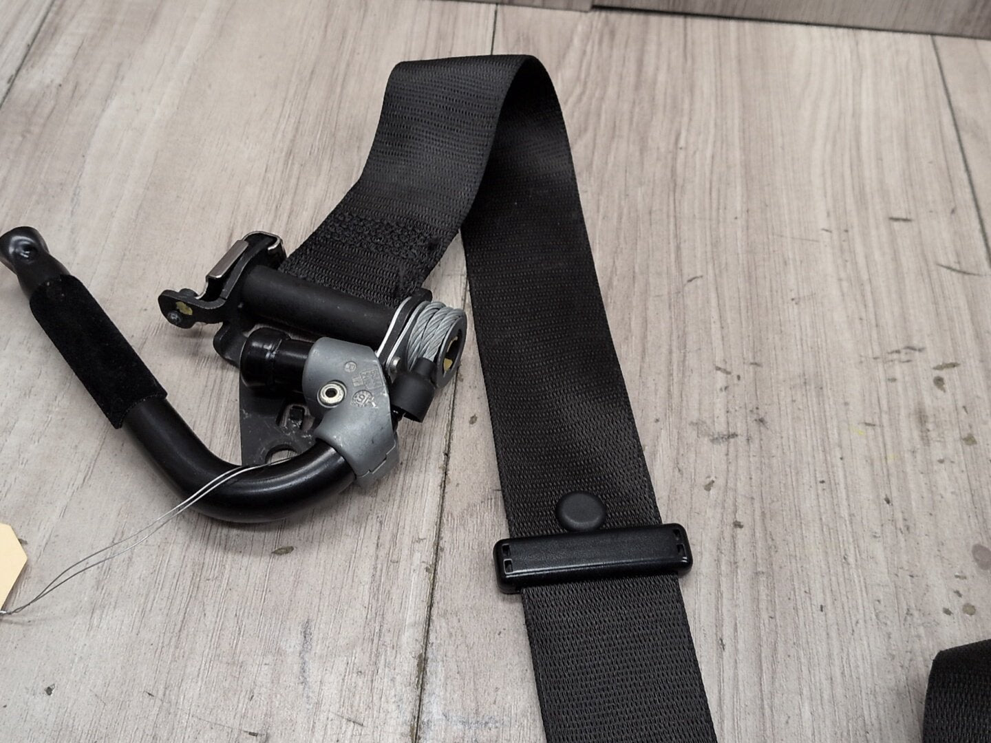 2014 - 2018 BMW X5 F85 Front Left Driver Seatbelt Seat Belt Retractor 7321291 S63B44T2