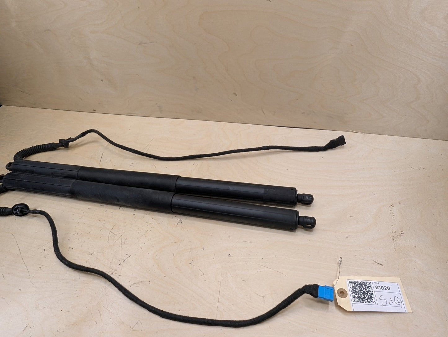 11-17 OEM BMW F25 X3 Rear Left Right Trunk Liftgate Hatch Shock Strut Supports