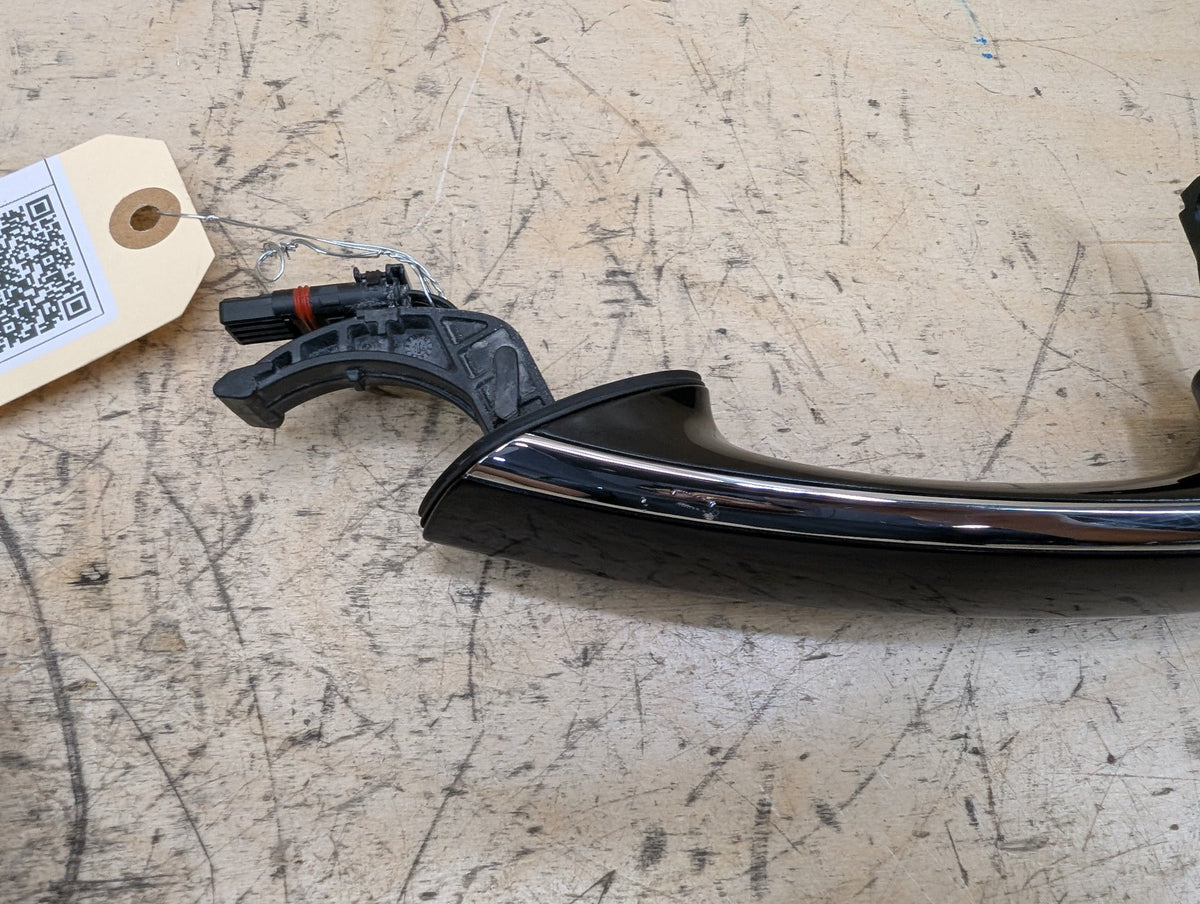 16-19 OEM BMW G11 G12 740 750 COMFORT ACCESS Front Left Door Handle Black 475