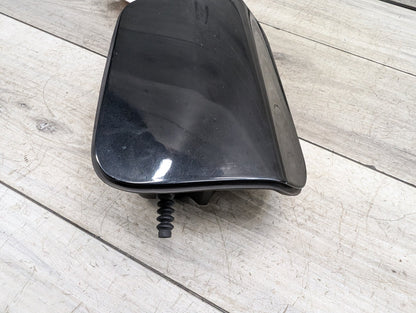 2011-2016 BMW 535i F10 Gas Cover Assembly 7218336