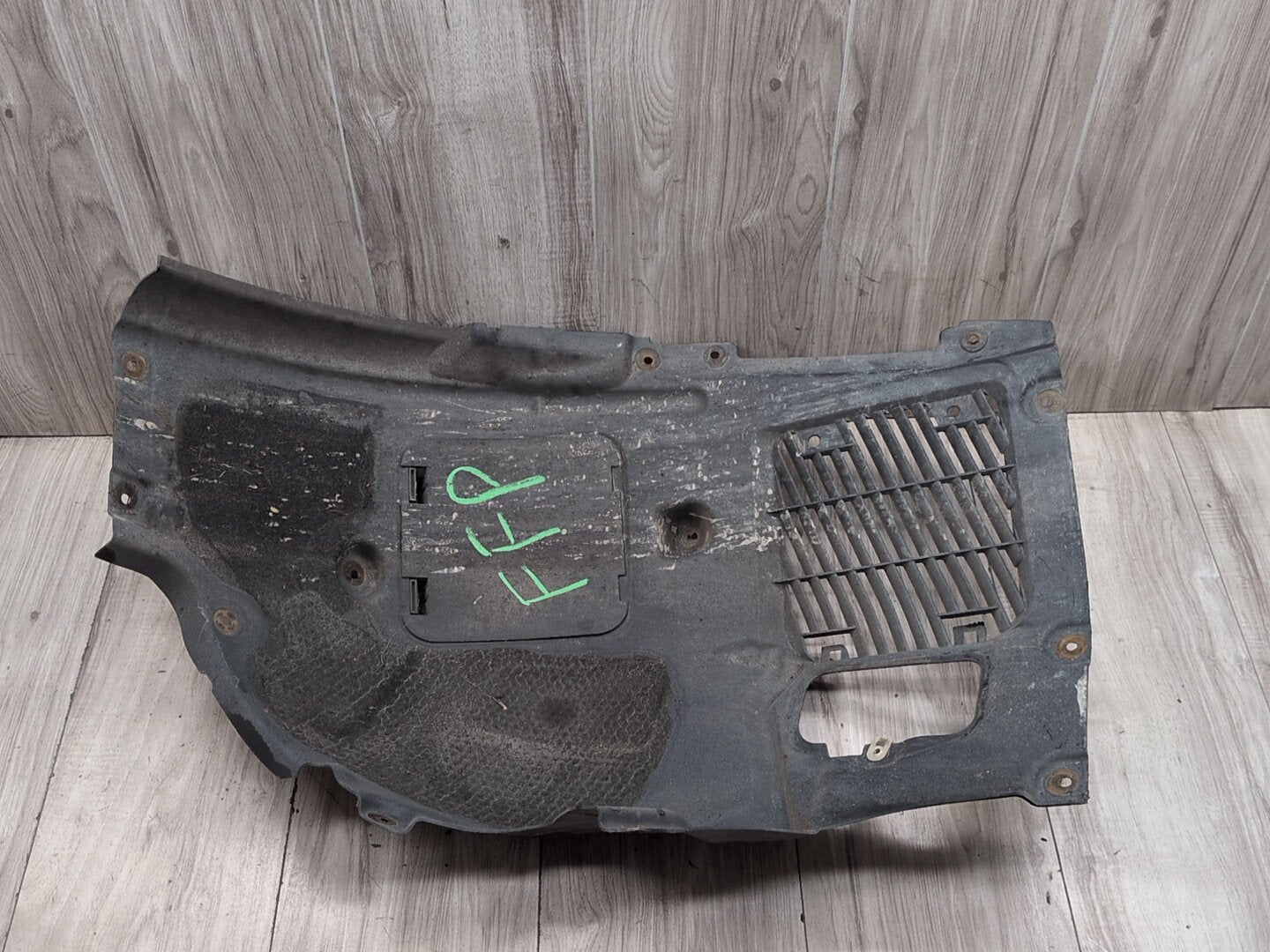 2016-2022 BMW 750i G12 Front Right Passenger Wheel Fender Liner Splash Guard 7340199 OEM