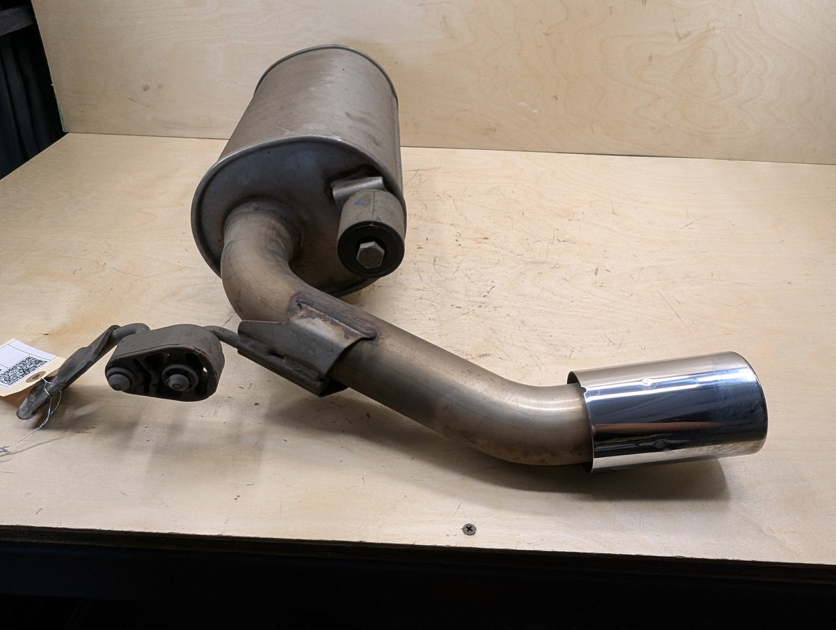 14-17 BMW F30 328d Diesel Rear End Exhaust Muffler W Tip Unit 8512641 OEM