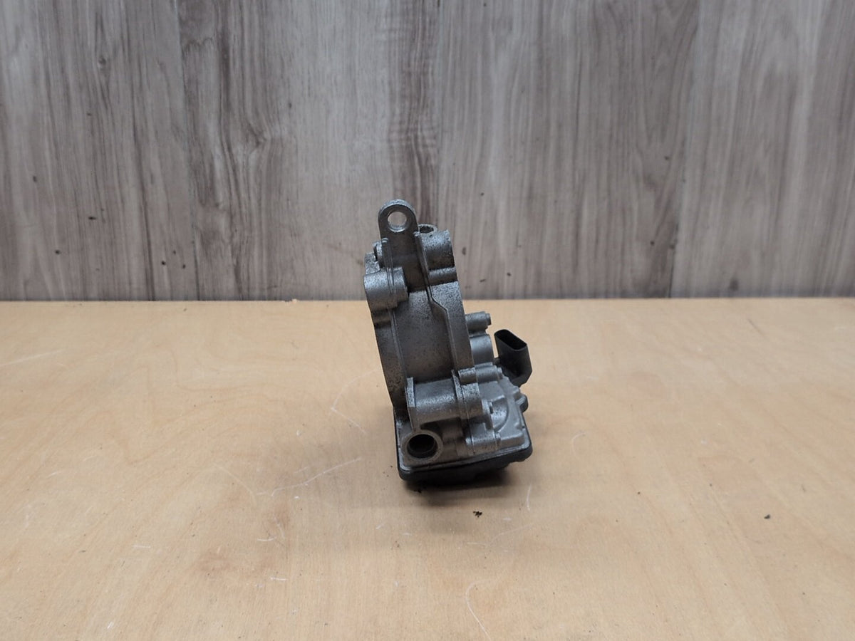 OEM BMW F22 F30 F32 G01 G20 G30 330 430 B46 Throttle Body Valve Actuator 8601651