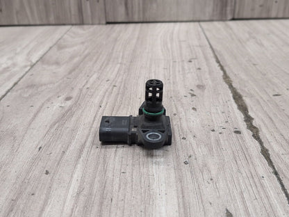 2012-2018 BMW 320i F30 Manifold Absolute Pressure (MAP) Sensor 7843531