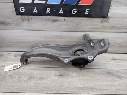 2017-2023 BMW 530i G30 Front Left Driver Spindle Knuckle w/ Bearing 6884381