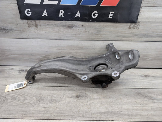 2017-2023 BMW 530i G30 Front Left Driver Spindle Knuckle w/ Bearing 6884381