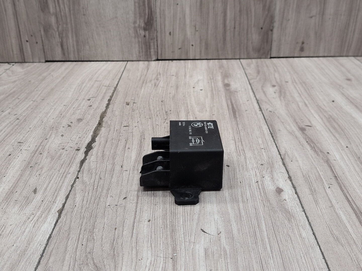 OEM BMW F10 F13 F02 F30 F32 F80 F82 F85 M3 M4 M6 Cooling Fan Relay Control 130A