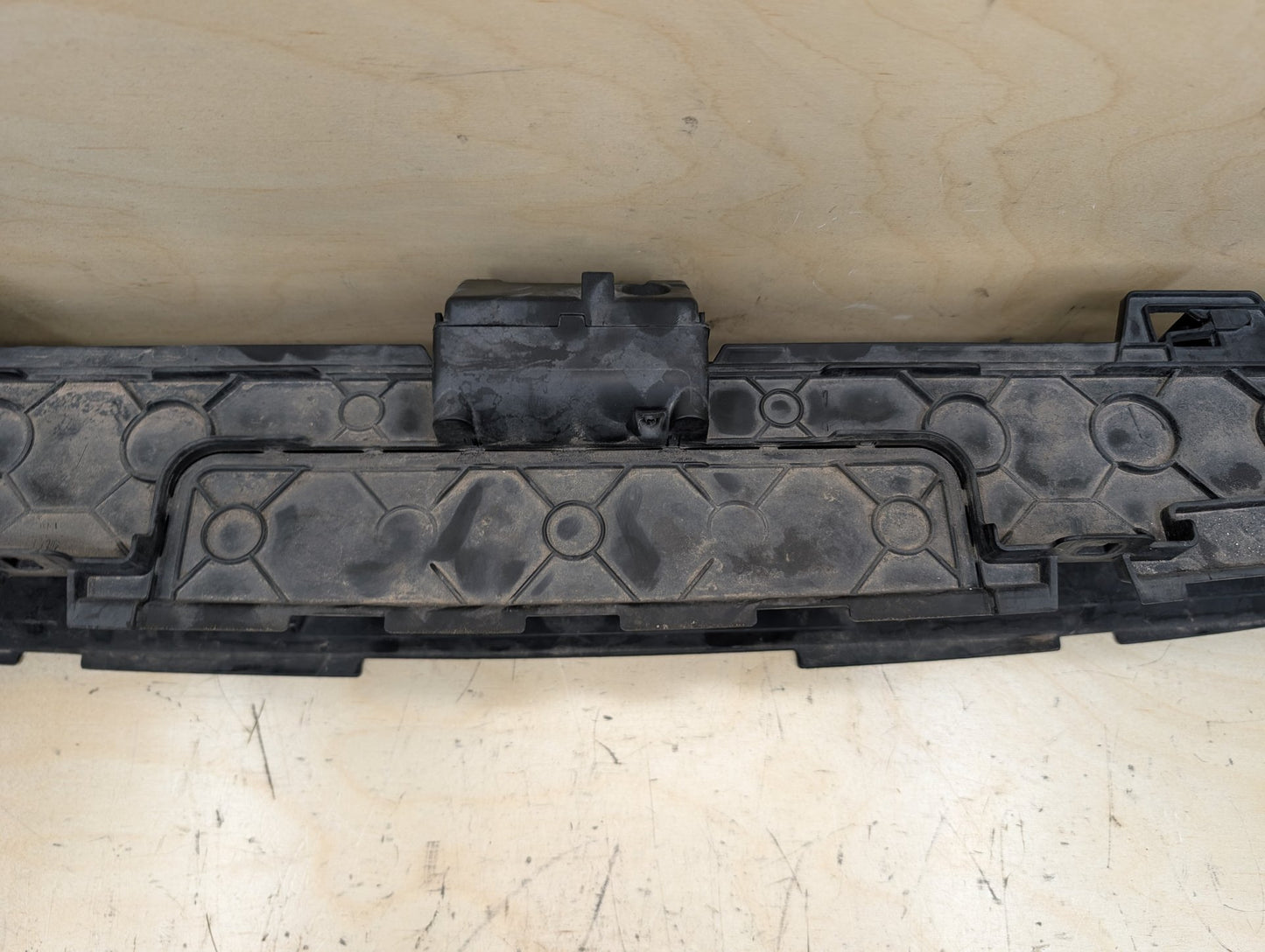 2018-2024 BMW X3 G01 Front Lower Radiator Air Flap Shutter 7497231