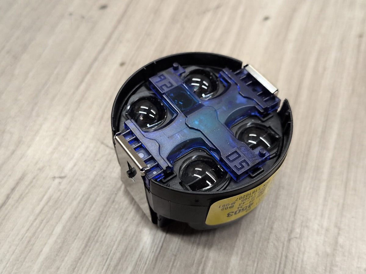 2009-2012 Mercedes-Benz E550 W212 Rain Light Sensor (RLS) Module A2049014503 OEM