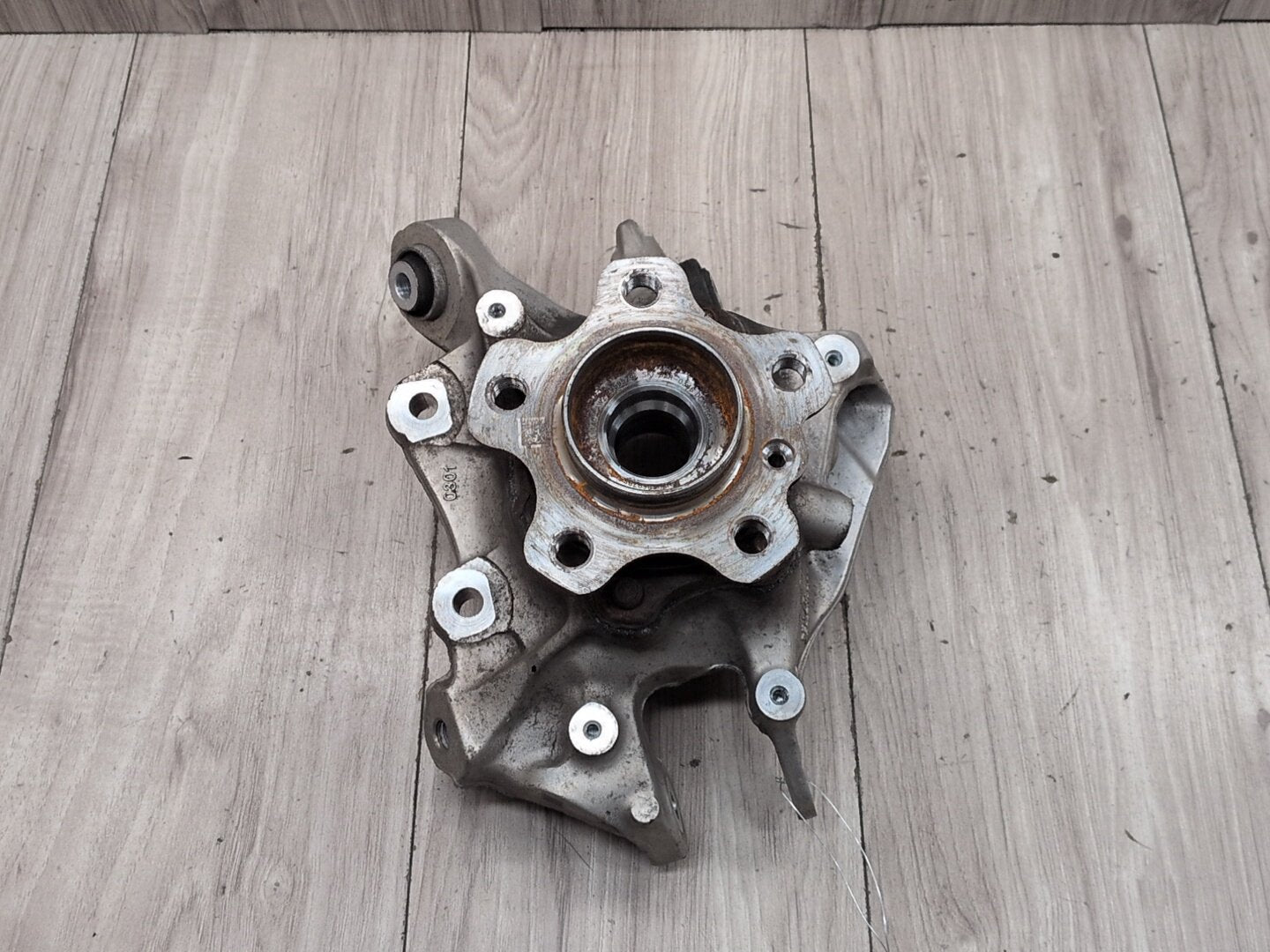 OEM BMW G20 330 M340 REAR Right Passenger Knuckle Wheel Hub Spindle Bearing