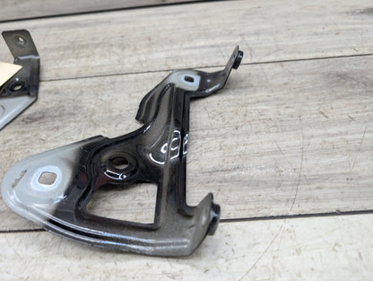 19-25 OEM BMW G20 330 M340 Front Right Passenger Side Fender Holder Bracket SET