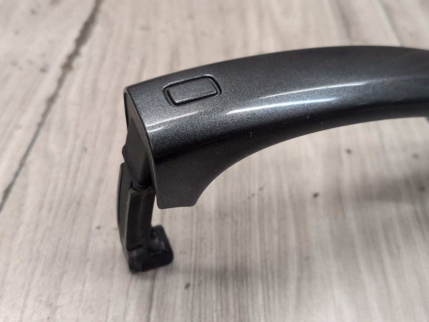 2015-2018 Audi Q3 8U Front or Rear Right Passenger Exterior Door Handle 8T0837205A